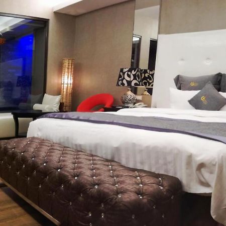 Golden Hot Spring Hotel Taipei Extérieur photo