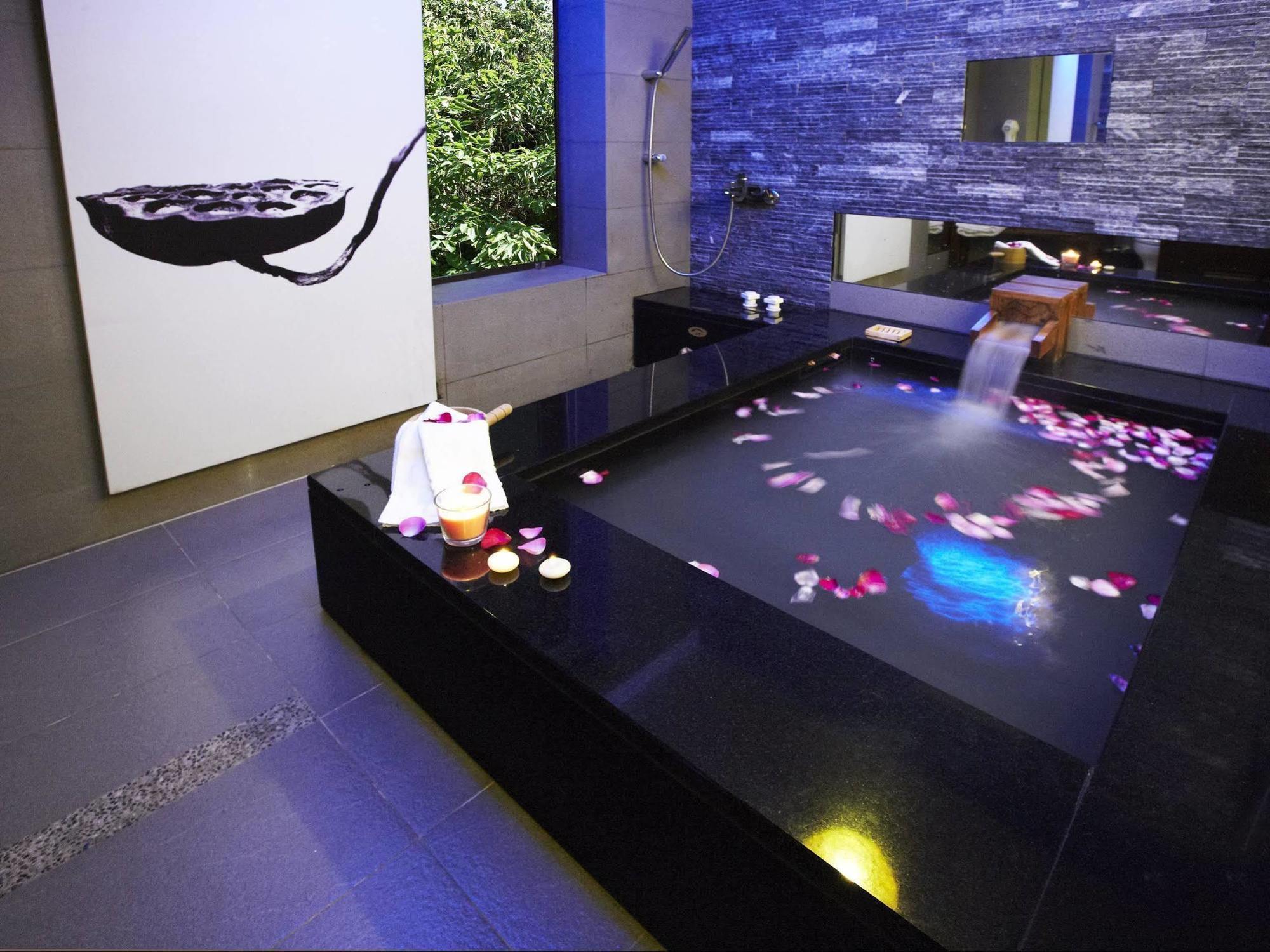 Golden Hot Spring Hotel Taipei Extérieur photo